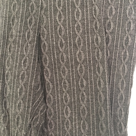 3/25!!!⭐️ LOFT Grey Leggings - Picture 2 of 3